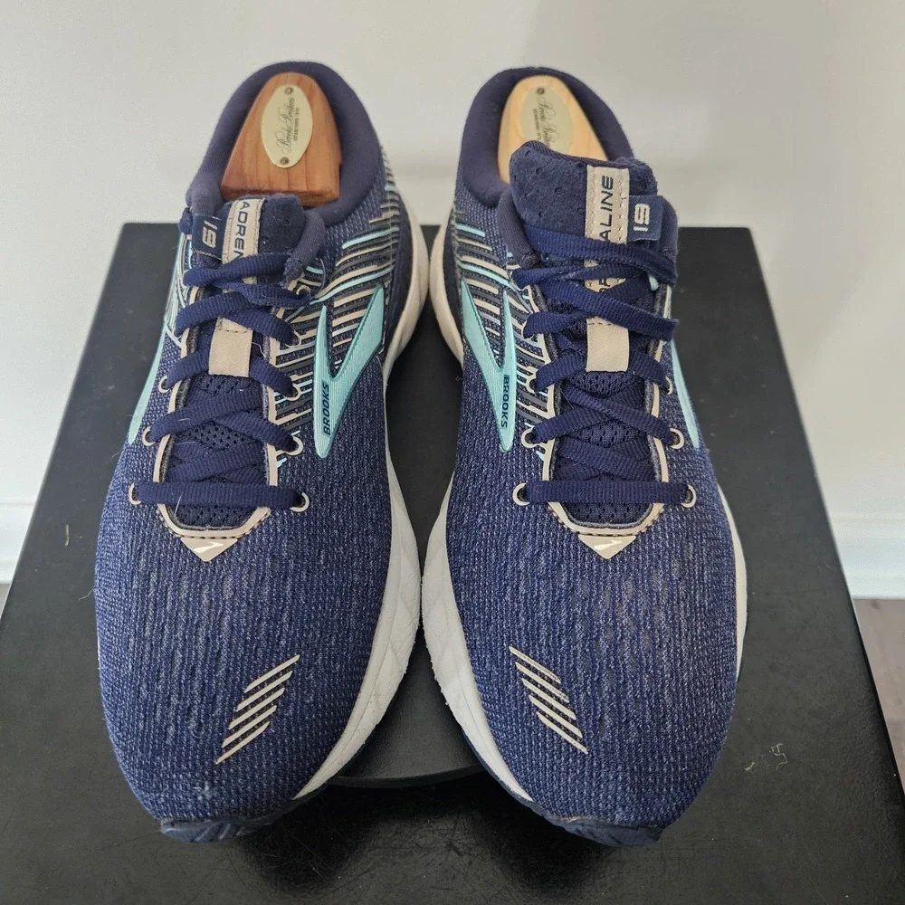 Brooks Adrenaline GTS 19 Running Shoes Womens 8.5 D Wide Blue Sneakers